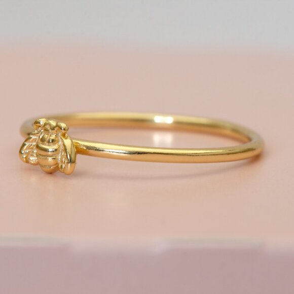 Gold Bumblebee Ring, Cute Nature Delicate Ring, Summer Stacking Ring, Size 7 - Picture 2 of 5